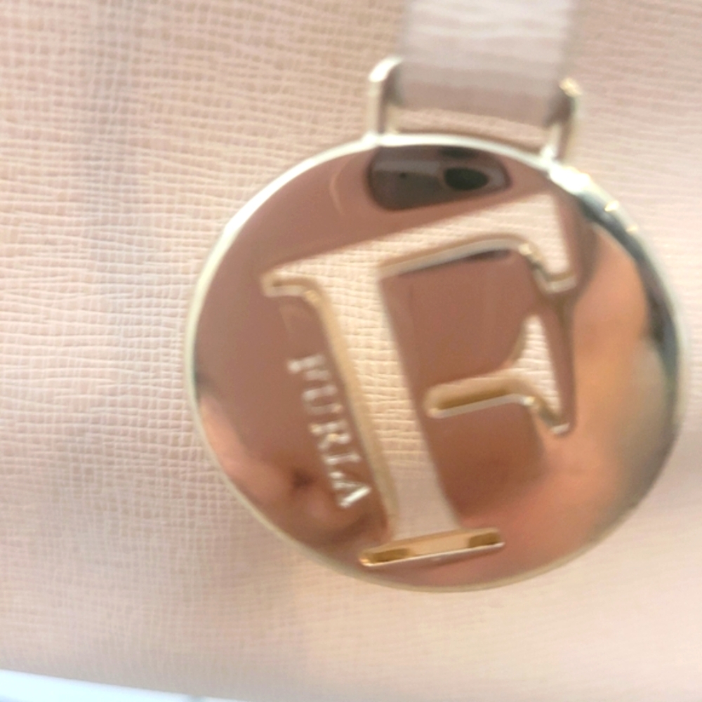 🤎🩵🤎 NWOT FURLA Linda Beige Saffiano Leather Top Handle Satchel & Crossbody - Picture 5 of 16